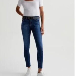 AG Adriano Goldschmied The legging Dark Wash Skinny. Size 25